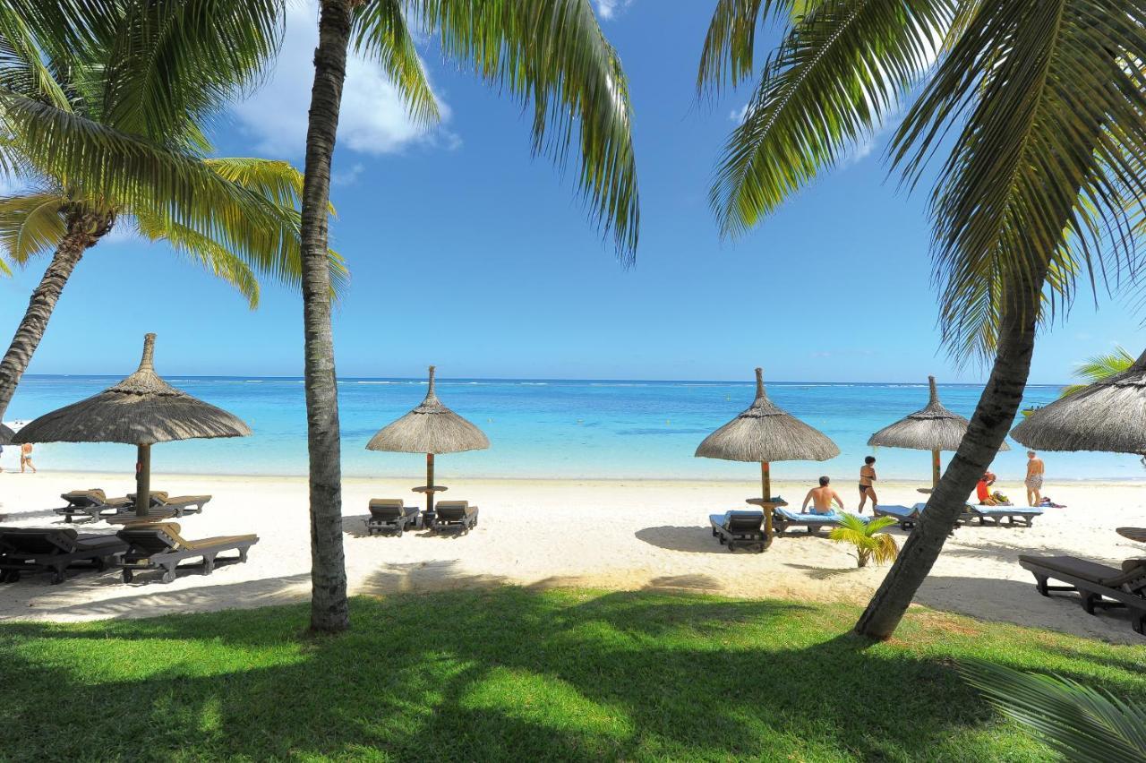 Trou Aux Biches Beachcomber Golf Resort & Spa Esterno foto Beach at the resort