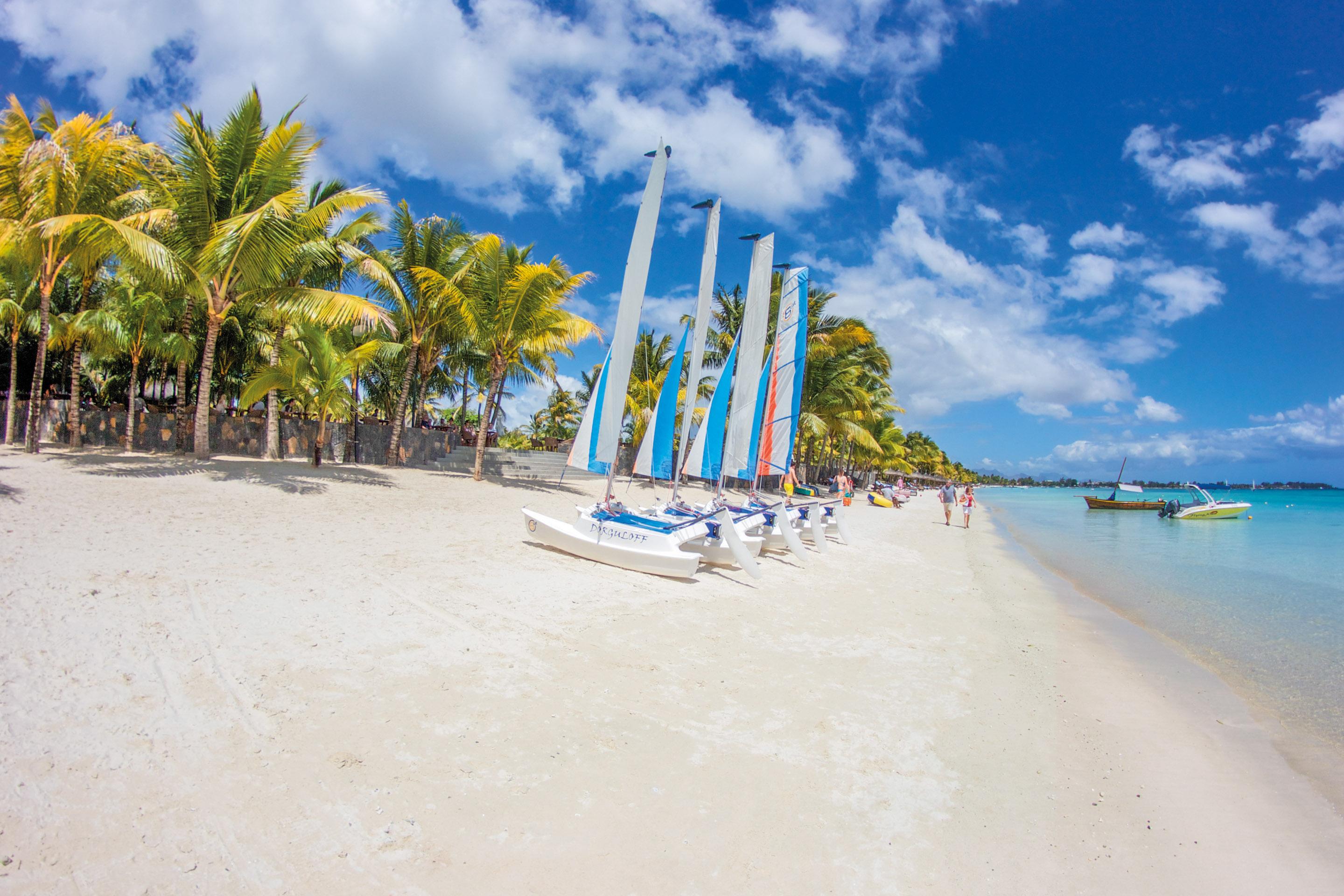 Trou Aux Biches Beachcomber Golf Resort & Spa Esterno foto Beach in Trou aux Biches