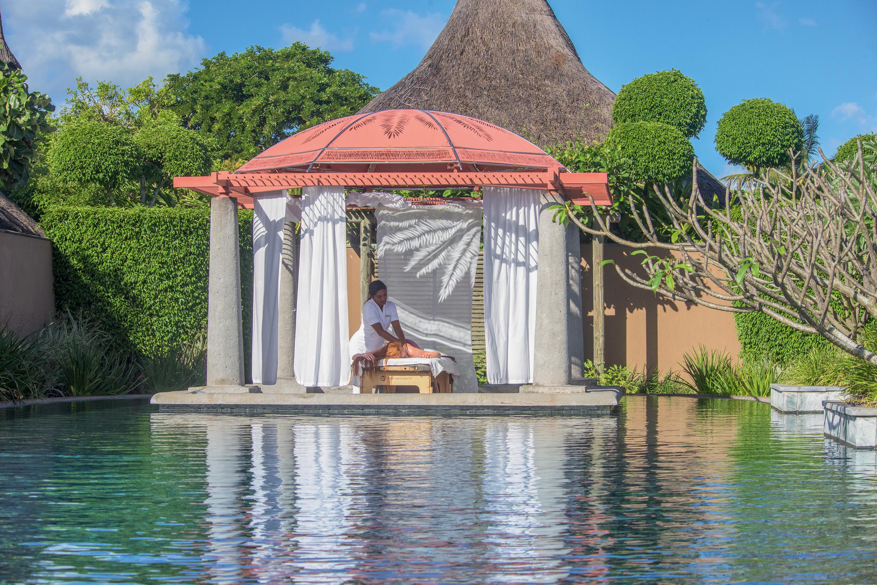 Trou Aux Biches Beachcomber Golf Resort & Spa Esterno foto Spa at Constance Etoile