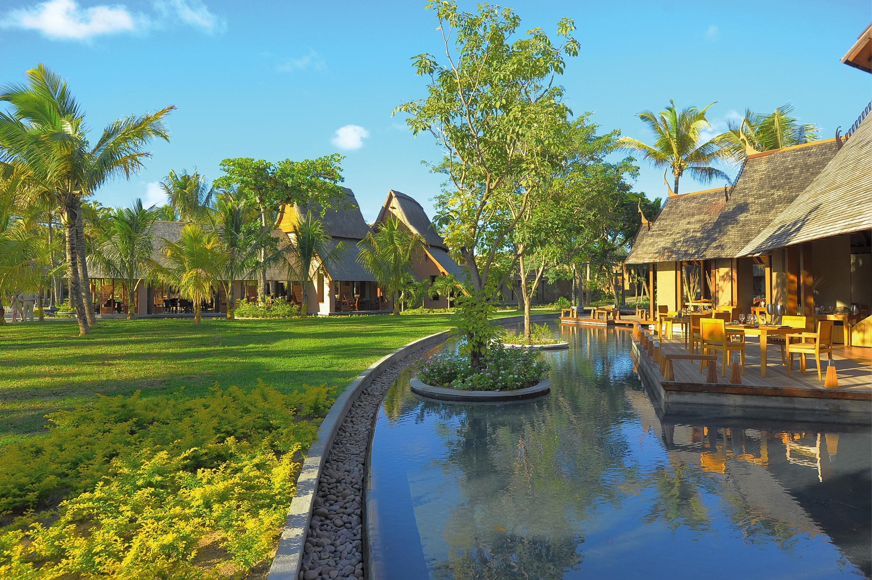 Trou Aux Biches Beachcomber Golf Resort & Spa Esterno foto The resort's main pool